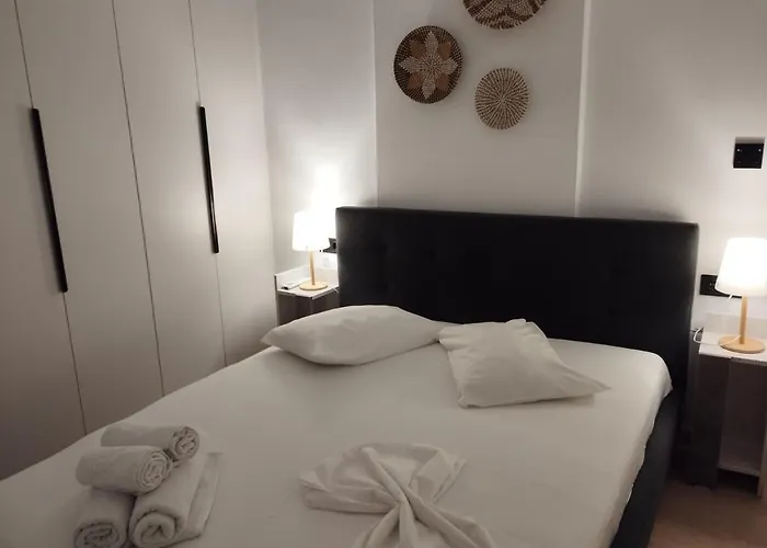 Lejlighed Iris Pool House